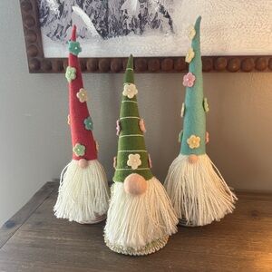 Festive Gnome Trio with Floral Accents new without tags! Cute Spring Decor